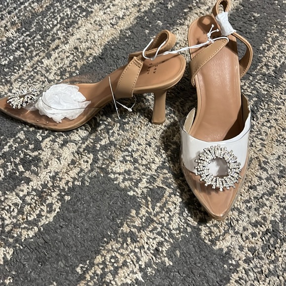 Women shoes - Picture 2 of 4